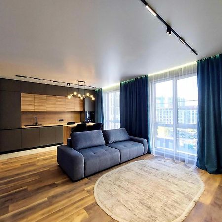 Kiev Home Apartments - станция метро Шулявская и рядом три ТЦ Мармелад, Аркадия, Космополит Экстерьер фото