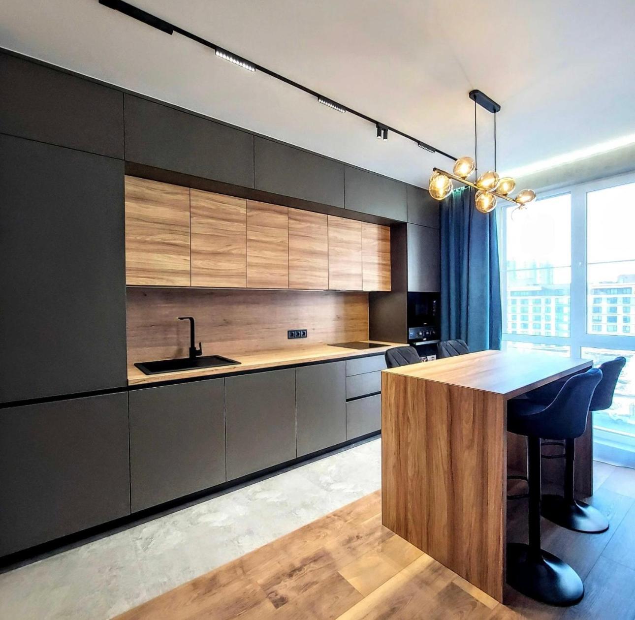 Kiev Home Apartments - станция метро Шулявская и рядом три ТЦ Мармелад, Аркадия, Космополит Экстерьер фото